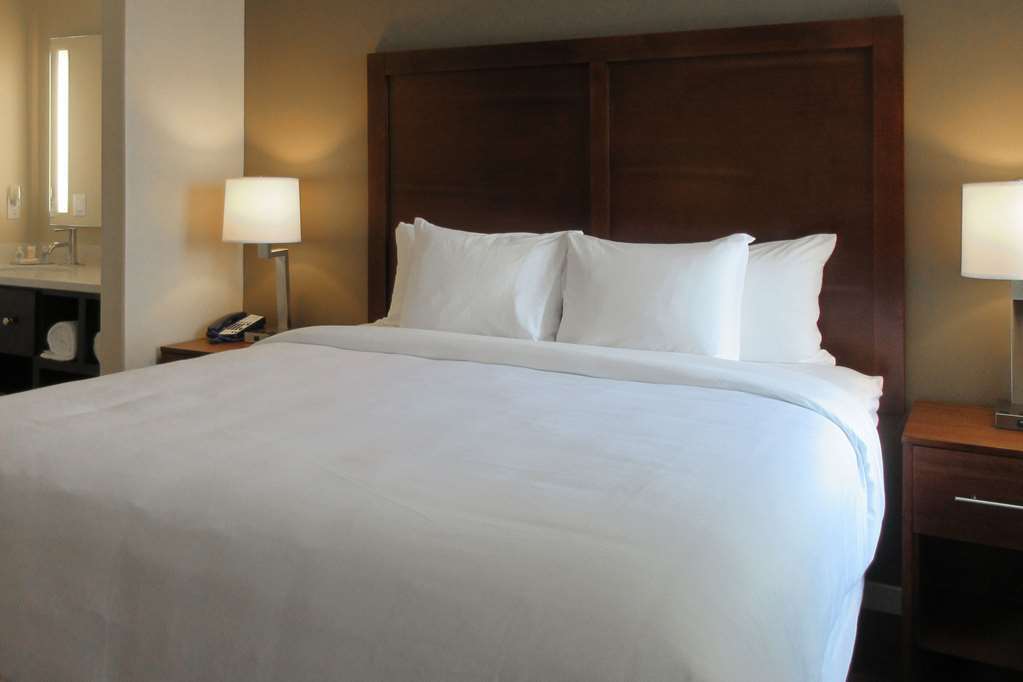 Comfort Inn & Suites Near Ontario Airport Quarto foto